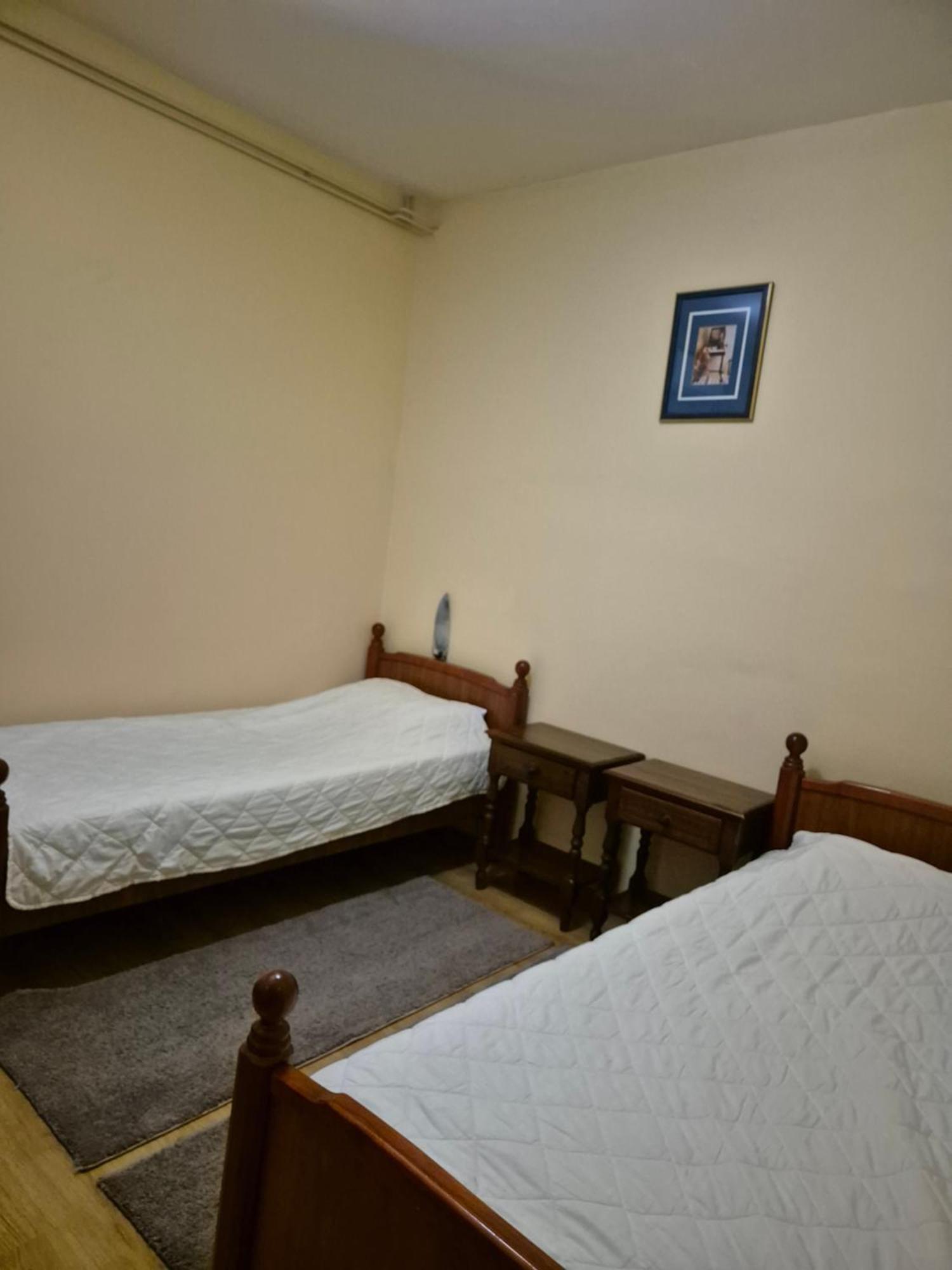 Mali Milocer Bay Accommodation Sveti Stefan Oda fotoğraf