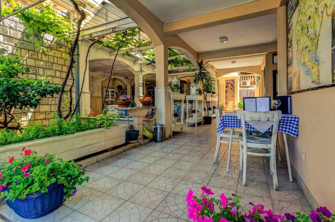 Mali Milocer Bay Accommodation Sveti Stefan Dış mekan fotoğraf