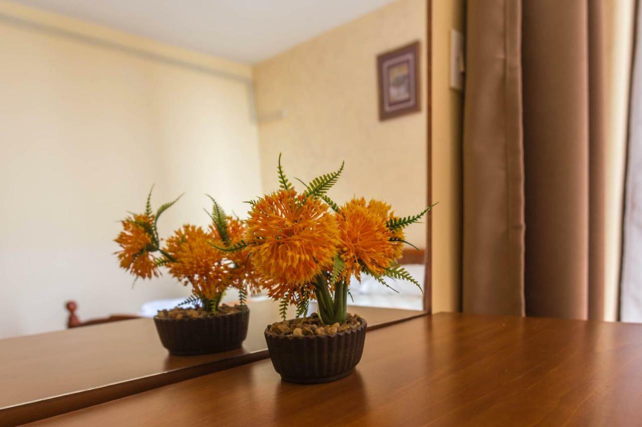 Mali Milocer Bay Accommodation Sveti Stefan Dış mekan fotoğraf
