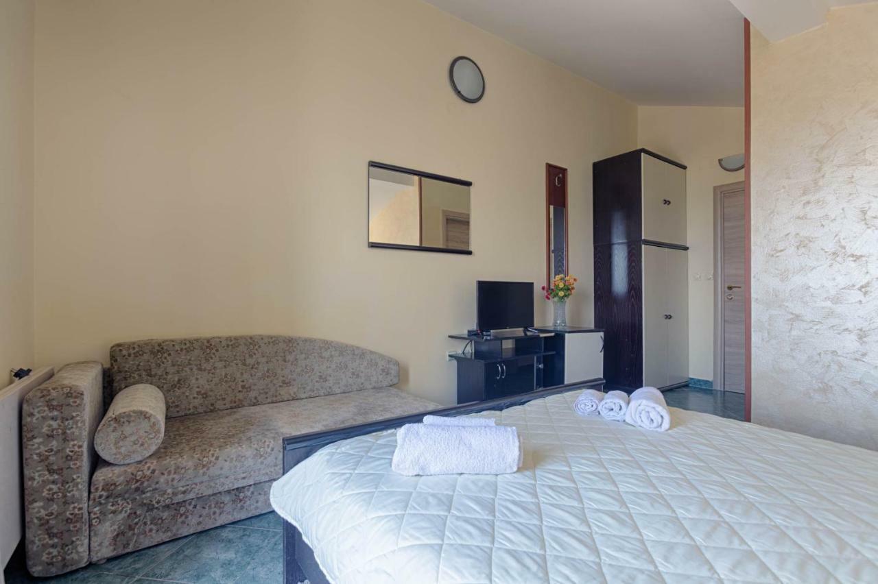 Mali Milocer Bay Accommodation Sveti Stefan Dış mekan fotoğraf