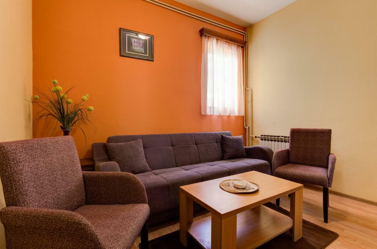 Mali Milocer Bay Accommodation Sveti Stefan Dış mekan fotoğraf